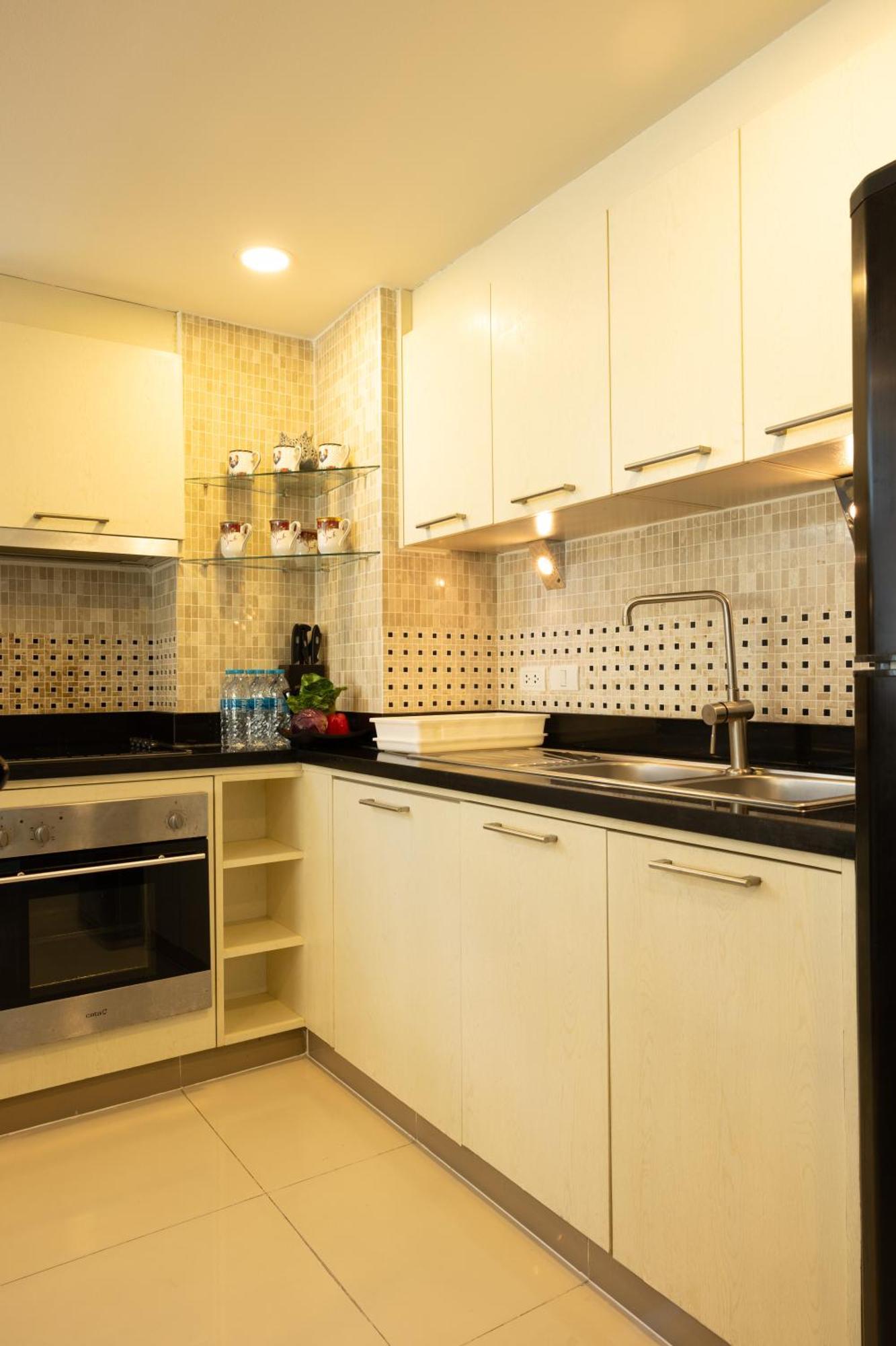 Citismart Luxury Apartments Pattaya Buitenkant foto